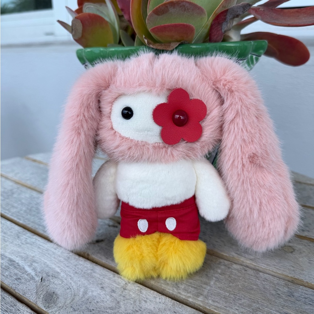 CJ Hendry Minnie Juju first release